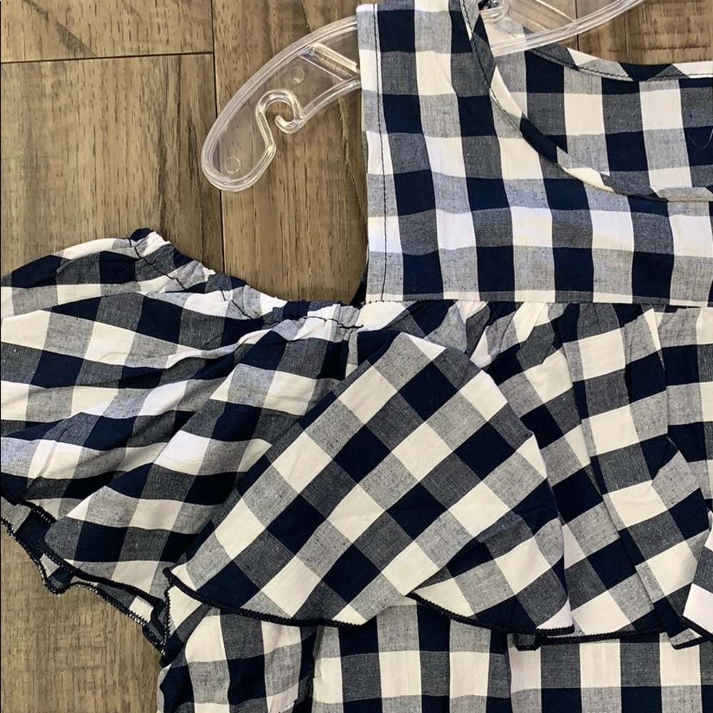 Checkered, cold shoulder dress - Picture 3 of 3